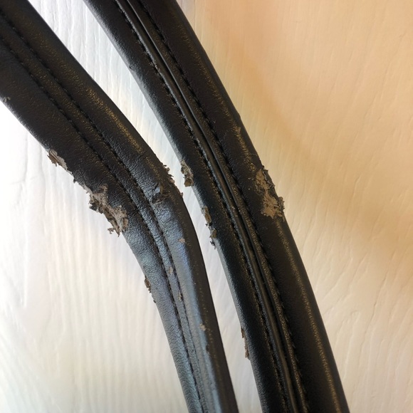 Ann Taylor Shoulder Bag - Picture 3 of 4